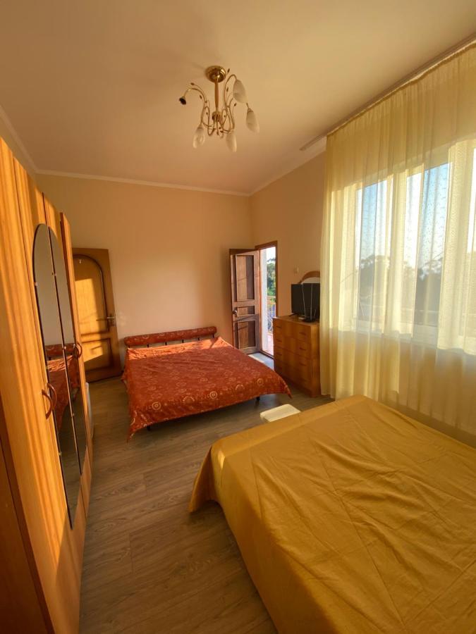 Босфор Gagra Luaran gambar